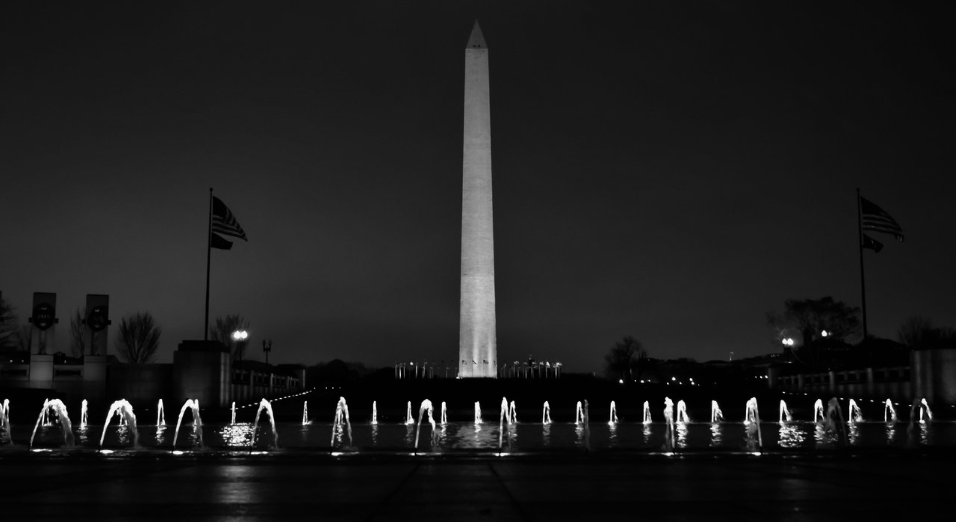 washington_monument_by_bluke01-d3d139w[3] (1280x700).jpg